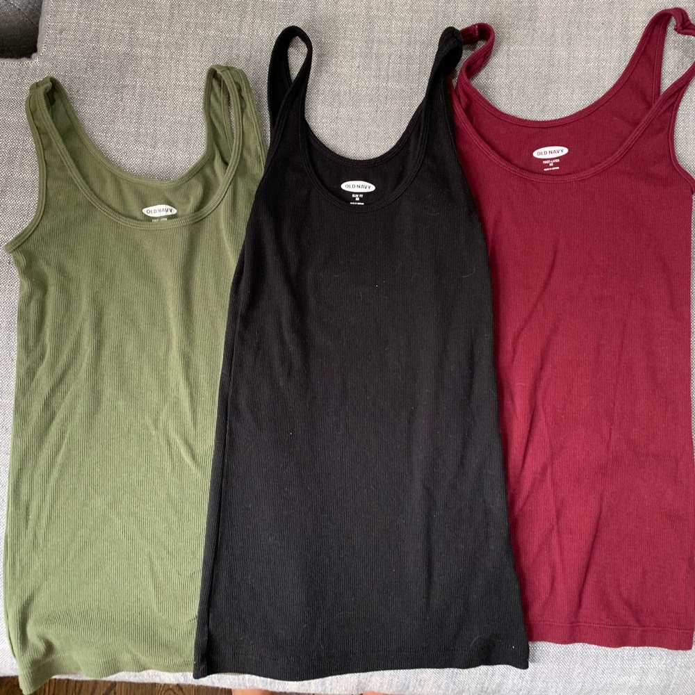 NWOT old navy tanks